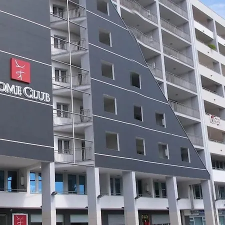 Club 4*