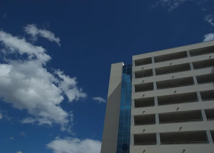 家庭俱乐部套房酒店