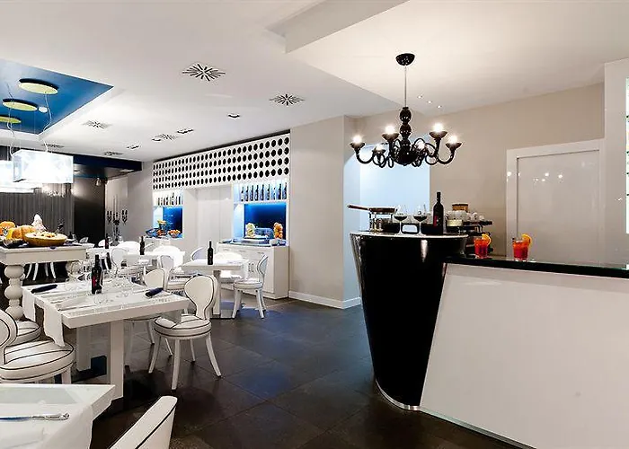 公寓式酒店 家庭俱乐部套房酒店